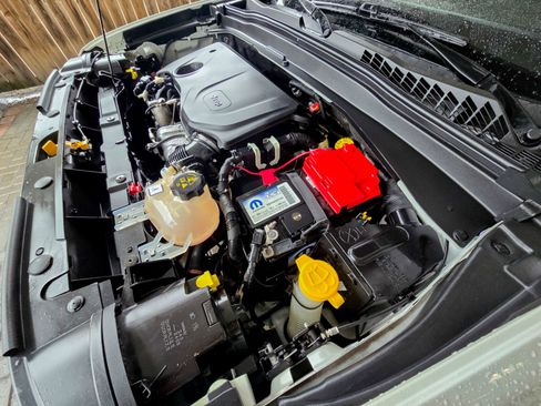 Used 2019 Jeep Renegade Trailhawk image 46