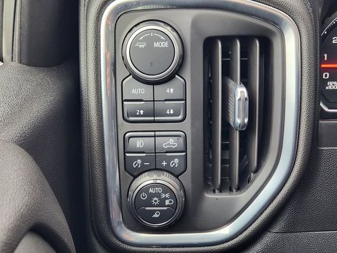 Certified 2022 Chevrolet Silverado 1500 LT Trail Boss w/ LT Trail Boss Premium Package AWD/4WD image 22