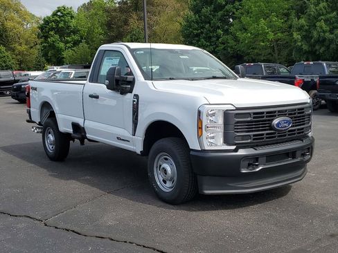 New 2026 Ford F250 XL w/ 360-Degree Camera Package AWD/4WD image 3