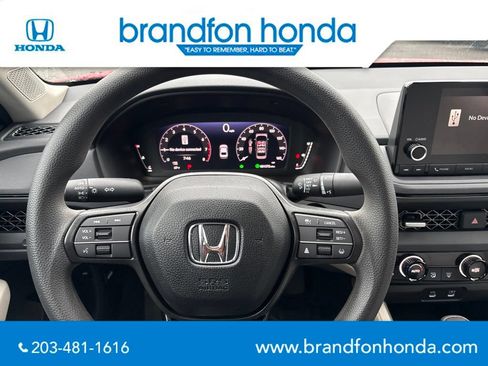 Certified 2025 Honda Accord SE image 16