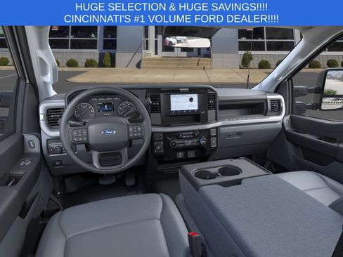 New 2026 Ford F250 XL w/ XL Chrome Package AWD/4WD image 9