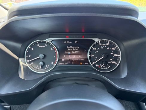 Used 2024 Nissan Rogue SV AWD/4WD image 21