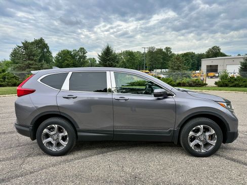 Used 2018 Honda CR-V EX image 10