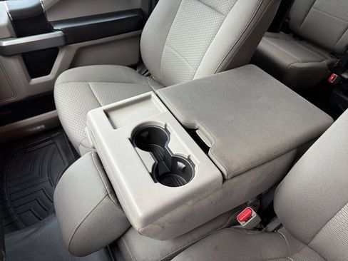 Used 2015 Ford F150 XLT w/ Equipment Group 301A Mid image 32