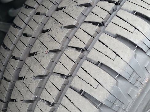 Used 2016 Chevrolet Silverado 1500 LT w/ All Star Edition image 23