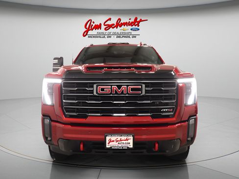 Used 2024 GMC Sierra 2500 AT4 w/ AT4 Premium Plus Package AWD/4WD image 3