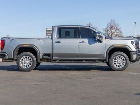 Used 2024 GMC Sierra 2500 SLT w/ X31 Off-Road Package AWD/4WD image 7
