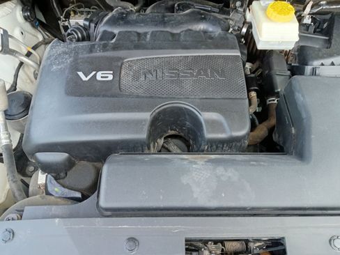 Used 2022 Nissan Pathfinder Platinum w/ Cargo Package FWD image 20