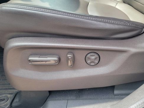 Used 2019 Honda Odyssey EX-L image 12