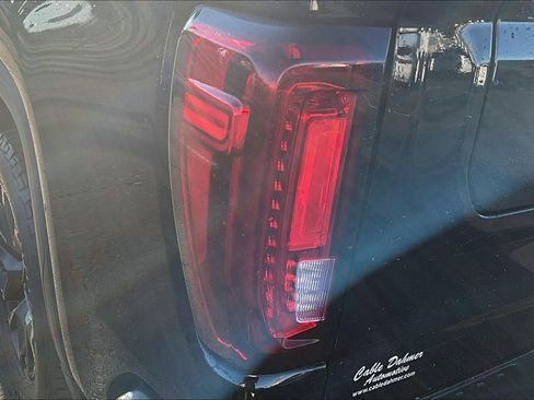 Used 2022 GMC Sierra 1500 SLT image 28