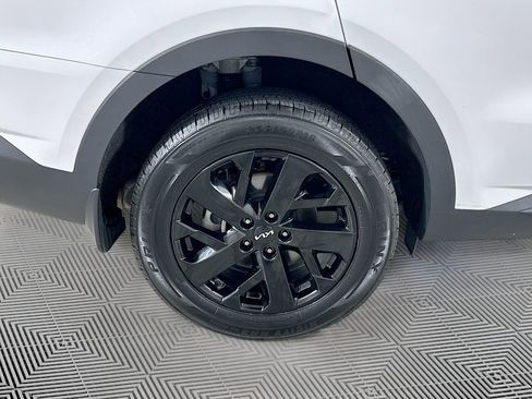 Used 2022 Kia Sorento S AWD/4WD image 30