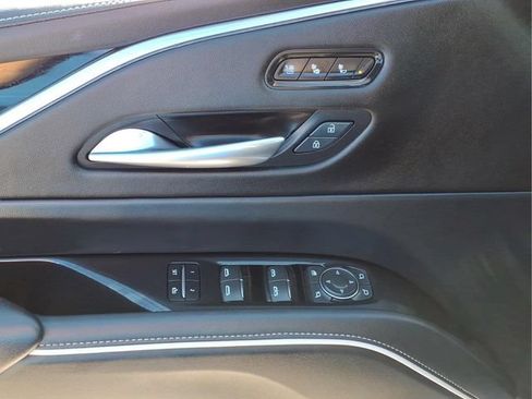 Used 2023 Cadillac Escalade Sport w/ LPO, ONYX Package AWD/4WD image 16