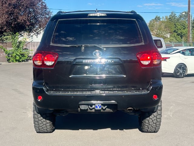 Used 2019 Toyota Sequoia TRD Sport w/ TRD Sport Premium Package AWD/4WD image 4