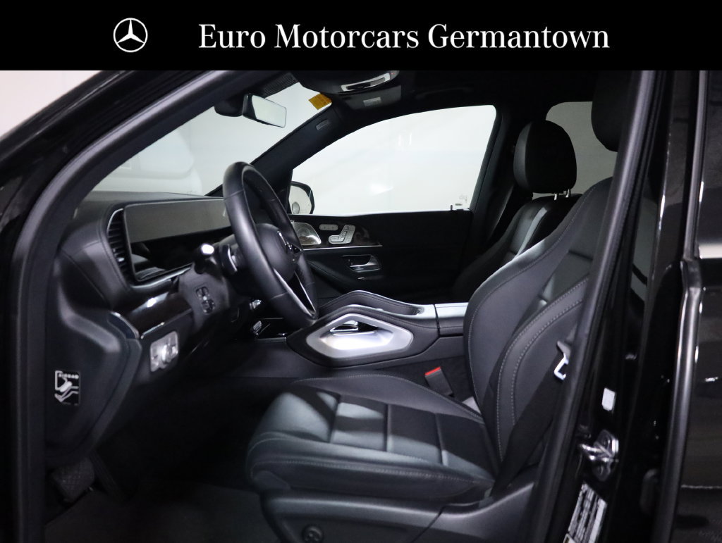 Used 2025 Mercedes-Benz GLS 450 4MATIC image 13