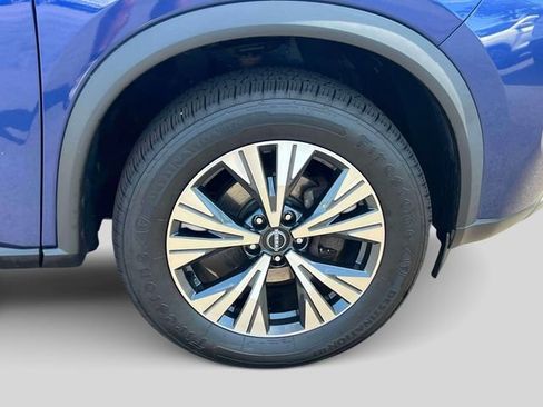 Used 2023 Nissan Rogue SV AWD/4WD image 11