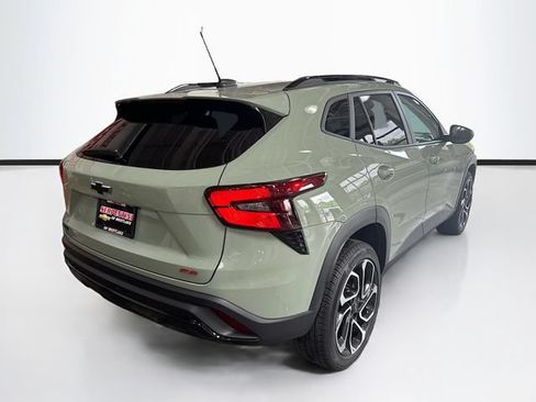 Used 2024 Chevrolet Trax RS FWD image 6
