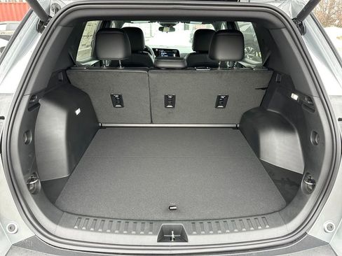 New 2026 Chevrolet Equinox LT w/ Convenience Package II image 25