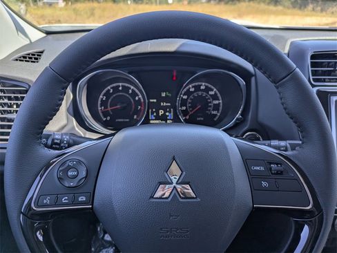 New 2025 Mitsubishi Outlander Sport SE image 28