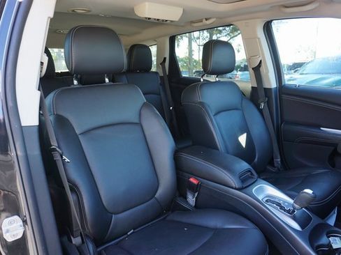 Used 2013 Dodge Journey Crew w/ Flexible Seating Group image 2