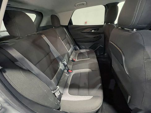 Used 2024 Chevrolet TrailBlazer LT w/ Driver Confidence Package FWD image 24