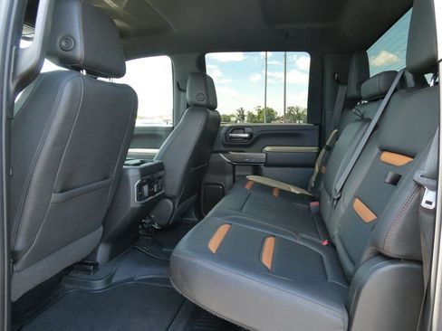 Used 2022 GMC Sierra 2500 AT4 AWD/4WD image 19