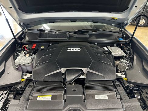 Used 2023 Audi Q8 Premium Plus AWD/4WD image 47