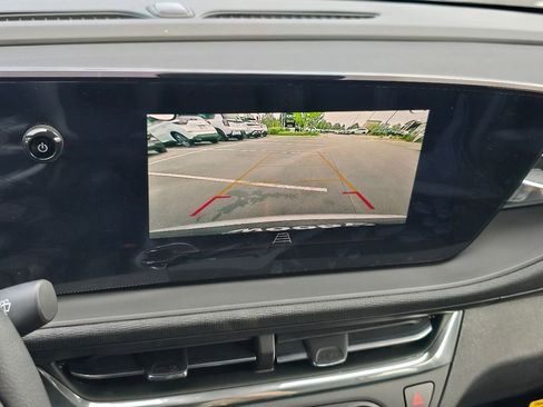 New 2026 Buick Envista Preferred FWD image 19