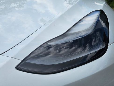 Used 2023 Tesla Model Y Performance AWD/4WD image 27