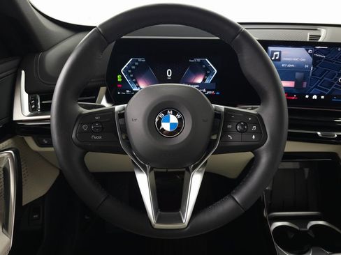 Used 2026 BMW X1 xDrive28i w/ Technology Package AWD/4WD image 14