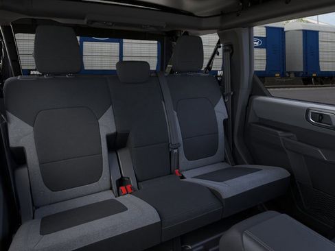 New 2025 Ford Bronco 4-Door image 26