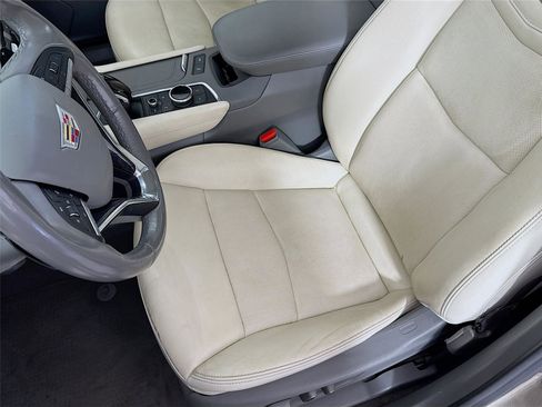 Used 2023 Cadillac XT6 Premium Luxury image 12