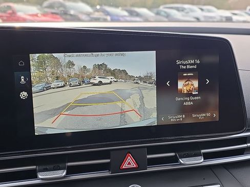 New 2026 Hyundai Elantra Limited FWD image 32