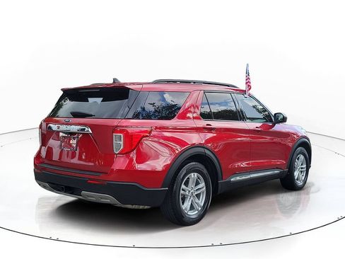 Used 2022 Ford Explorer XLT w/ Equipment Group 202A RWD image 3