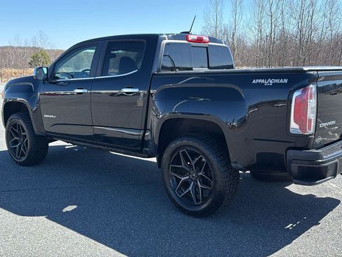 Used 2020 GMC Canyon Denali image 11