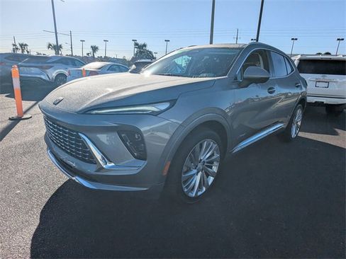 New 2026 Buick Envision Avenir image 8