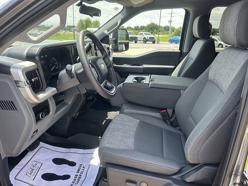 Used 2026 Ford F350 XLT AWD/4WD image 11