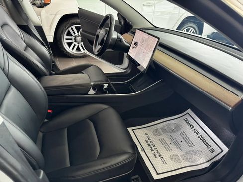 Used 2018 Tesla Model 3 Long Range AWD/4WD image 11