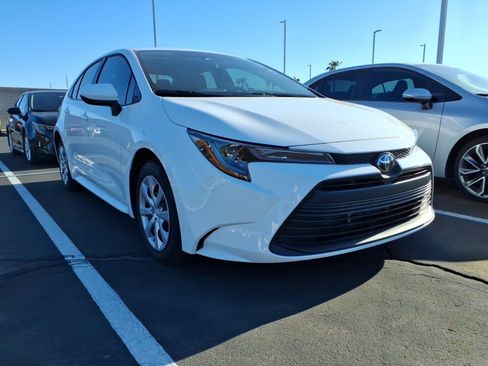 Certified 2026 Toyota Corolla LE FWD image 2