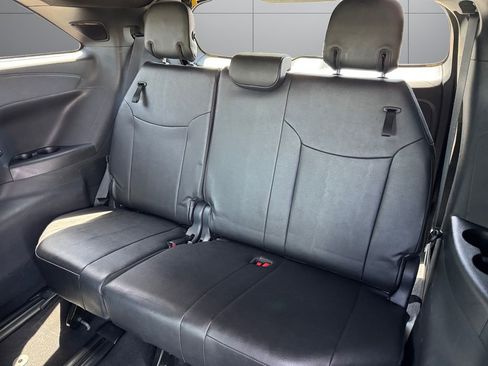 Used 2025 Toyota Sienna XLE Woodland Edition AWD/4WD image 16