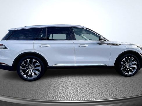 Used 2026 Lincoln Aviator Reserve RWD image 4