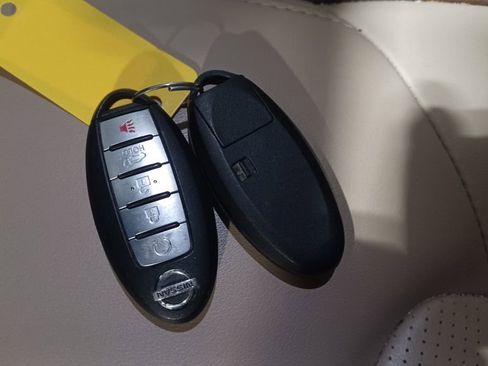 Used 2019 Nissan Armada SL w/ Premium Package image 10