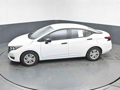 Used 2023 Nissan Versa S FWD image 34