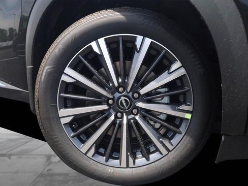 New 2026 Nissan Pathfinder Platinum AWD/4WD image 3