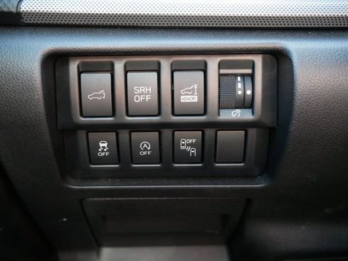 Used 2020 Subaru Forester Limited AWD/4WD image 16
