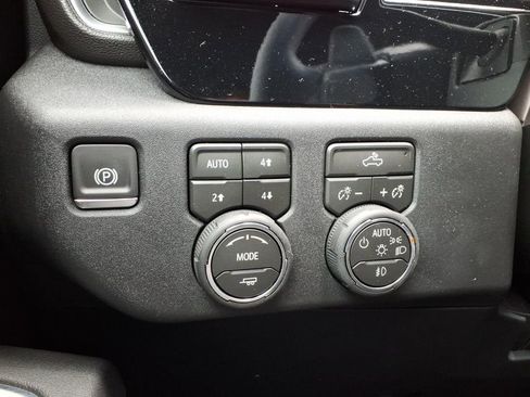 New 2026 Chevrolet Silverado 1500 RST AWD/4WD image 14