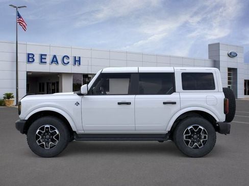 New 2026 Ford Bronco Outer Banks AWD/4WD image 3