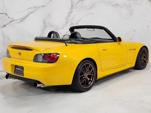 Used 2003 Honda S2000 image 21