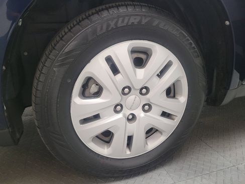 Used 2019 Dodge Journey SE w/ Connectivity Group FWD image 31