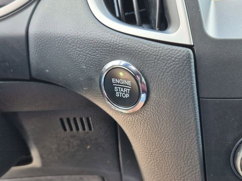 Used 2019 Ford Edge SEL w/ Equipment Group 201A FWD image 30
