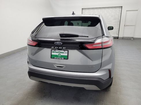 Used 2024 Ford Edge SEL image 7
